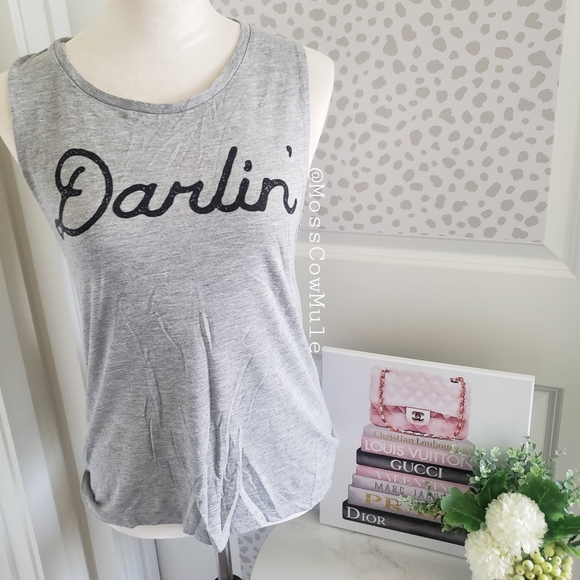 Bundle of 4 Cute Shirts - Picture 2 of 12